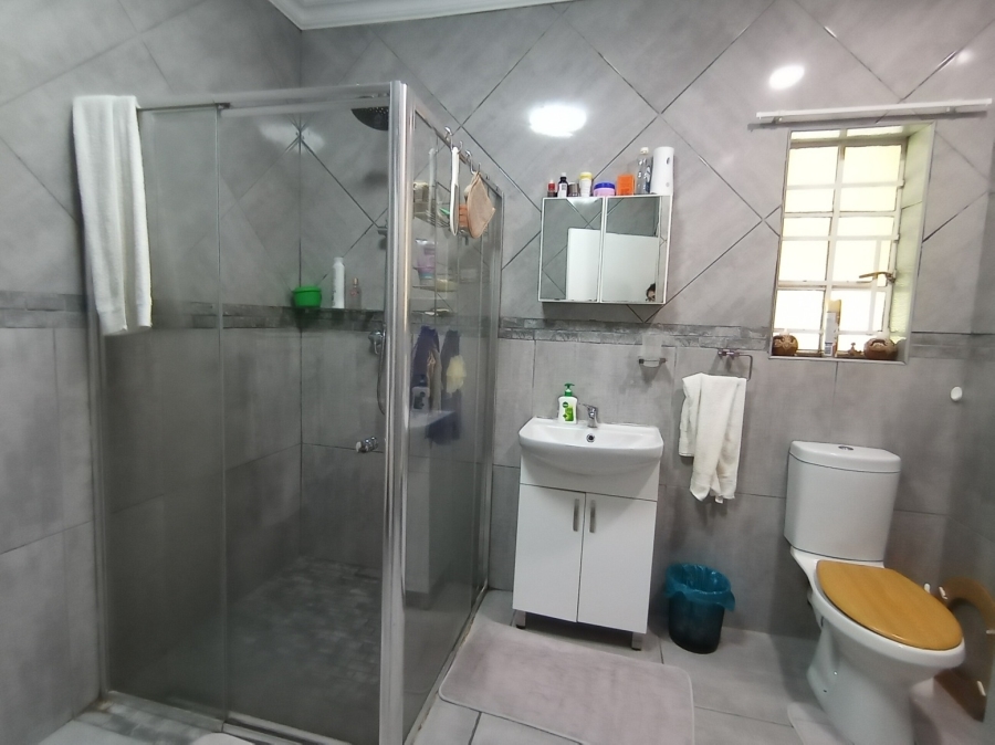 4 Bedroom Property for Sale in Parys Free State